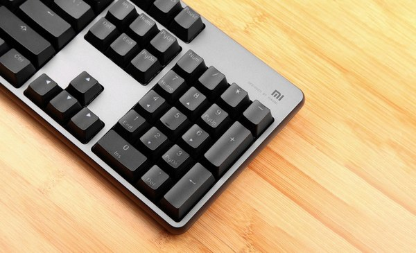 Клавиши на Mi Gaming Keyboard Сяоми Внешний вид клавиш на игровой клавиатуре Xiaomi
